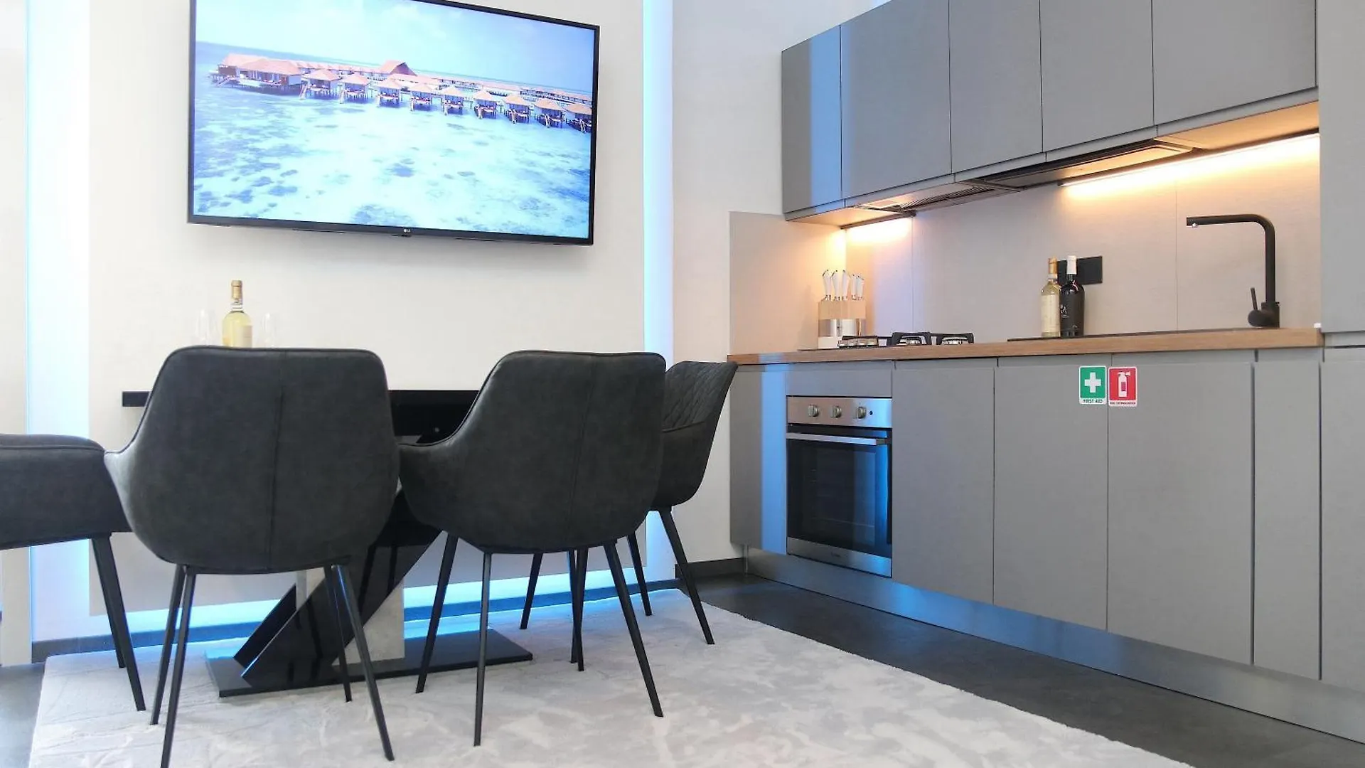 Διαμέρισμα Luxury Pure! Bazzoni 2-Room Suite, Fully Equipped Όλμπια Ιταλία